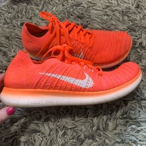 Nike free rn flyknit